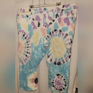 Torrid Tie Dyed Cropped Jeans size 24